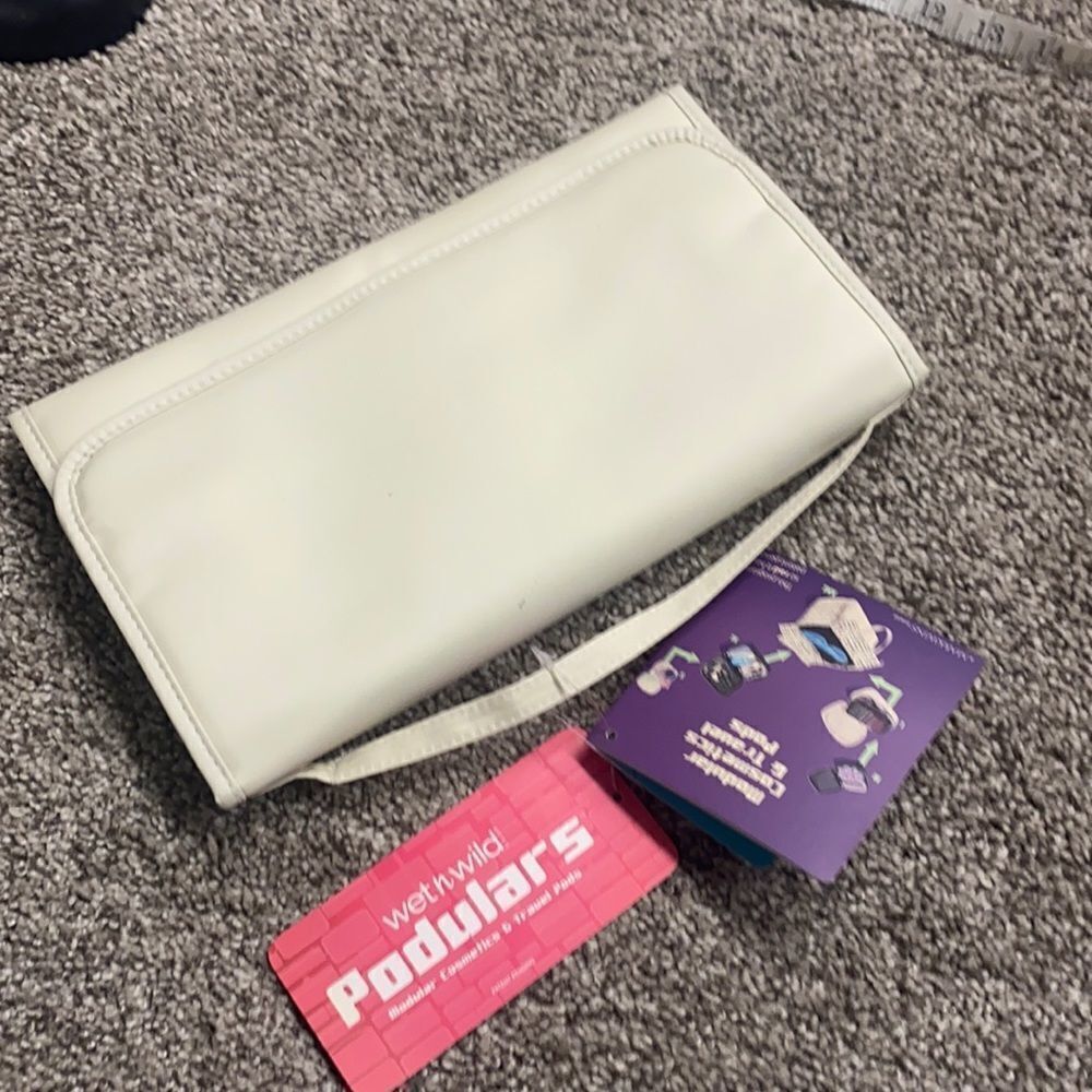 Wet n Wild make up bag slim clutch